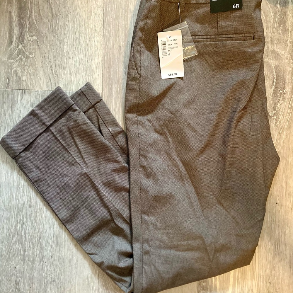 Women’s Cuffed Ankle Dress Pants